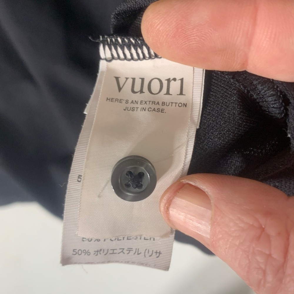 Vuori Ace Polo Shirt Mens XL Black Short Sleeve Polo Pocket Logo Athleisure - Picture 8 of 11
